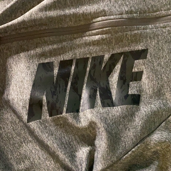 Nike Sweater - Picture 4 of 5